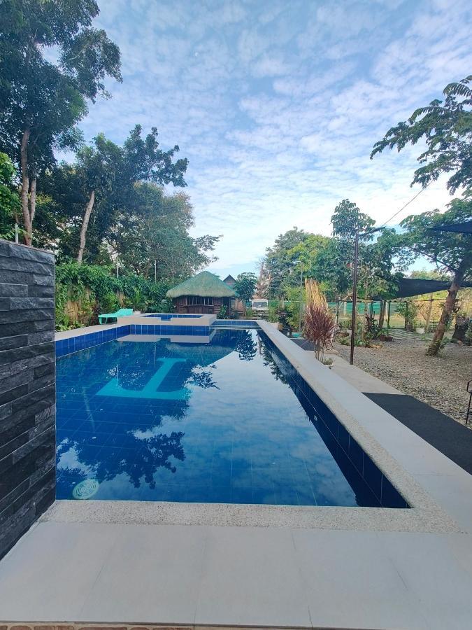 Bacnotan, La Union Private Resort - Teresa Kazza Resort Bagian luar foto